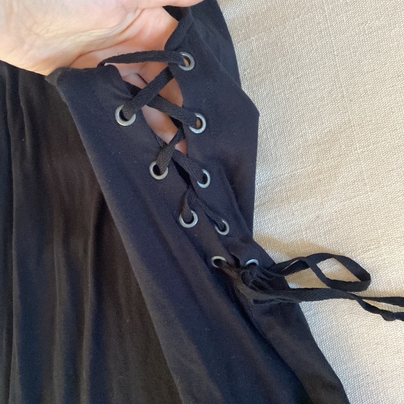 American Eagle Black flow dress - Picture 3 of 3